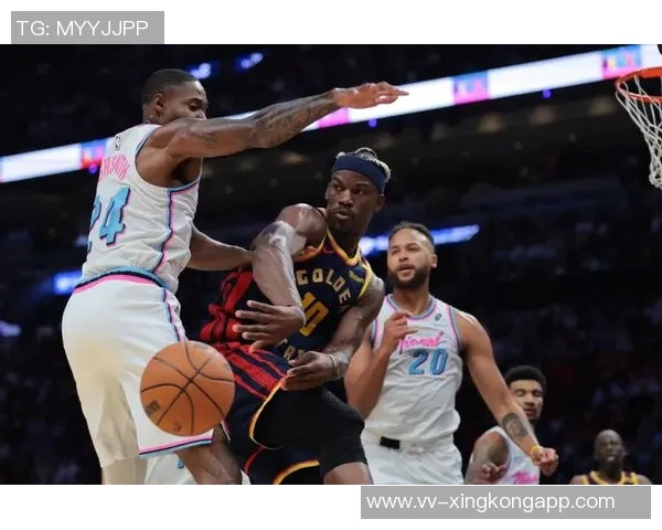 巴特勒谈阵容深厚与小佩顿交流其他球队面临巨大压力 巴特勒谈阵容深厚与小佩顿交流其他球队面临巨大压力