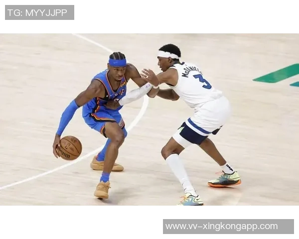 芬奇透露麦克丹尼尔斯脚踝伤势恢复良好今日参与部分训练状态良好