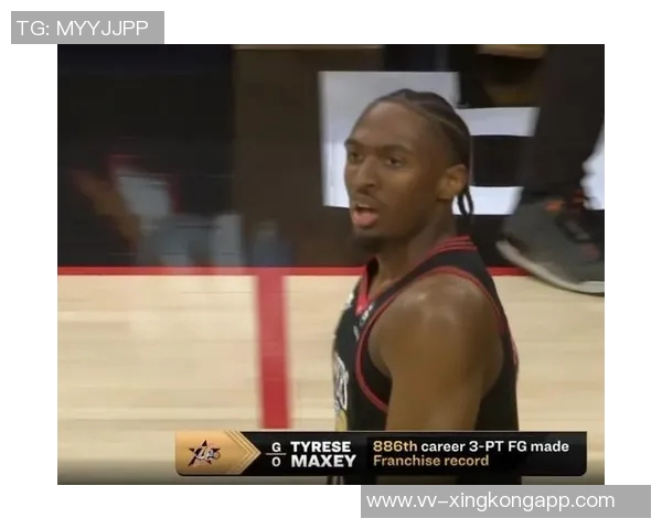 马克西外线手感不佳22投8中贡献25分6助攻3盖帽三分球命中率低迷